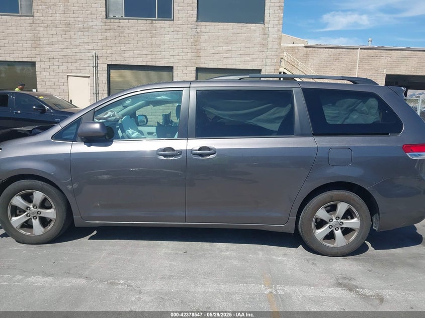 2013 TOYOTA SIENNA LE - 5TDKK3DC0DS399195