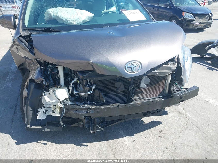 2013 TOYOTA SIENNA LE - 5TDKK3DC0DS399195