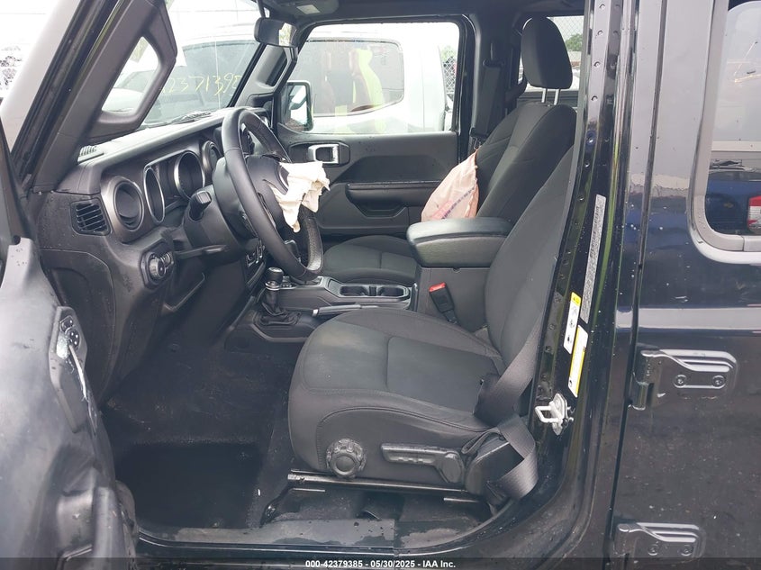 2018 JEEP WRANGLER UNLIMITED VIN: 1C4HJXDG3JW150232