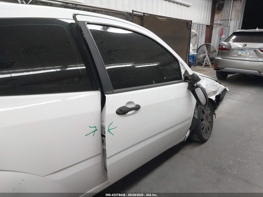 2006 FORD FOCUS VIN: 1FAFP31N76W143623