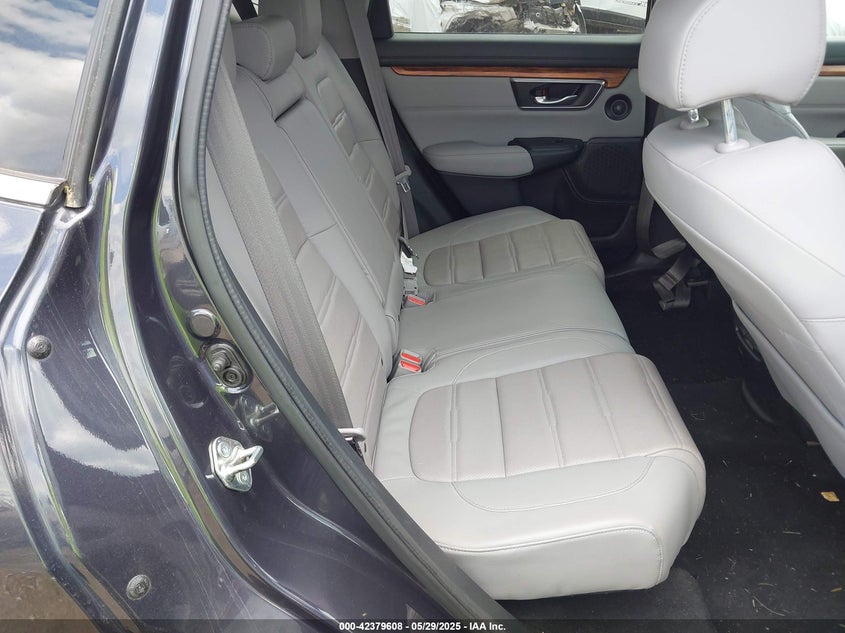 2017 HONDA CR-V VIN: 2HKRW2H80HH666396