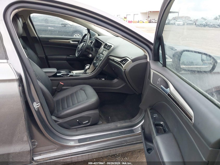 2014 FORD FUSION VIN: 3FA6P0HD1ER113952