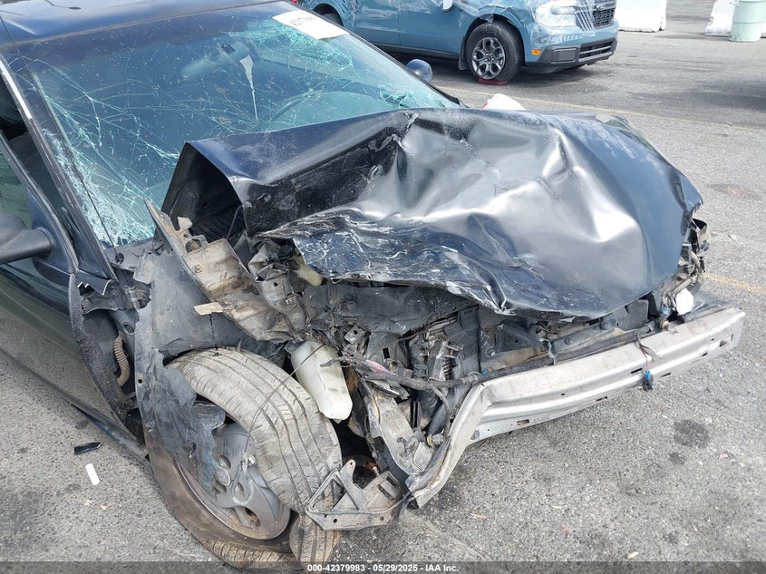 1G8ZY12722Z169672 2002 SATURN SL photo no. 6