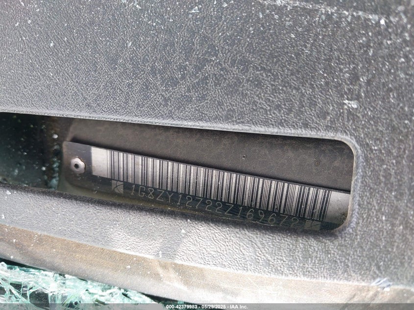 1G8ZY12722Z169672 2002 SATURN SL photo no. 9