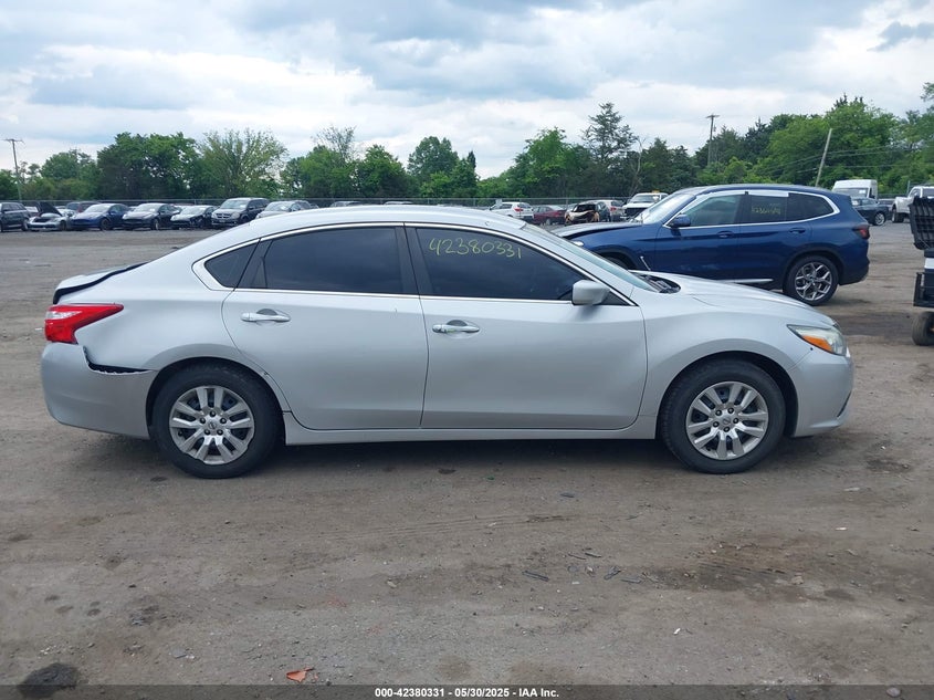 2017 NISSAN ALTIMA VIN: 1N4AL3AP4HN366928