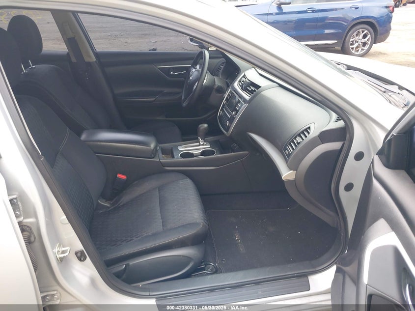 2017 NISSAN ALTIMA VIN: 1N4AL3AP4HN366928