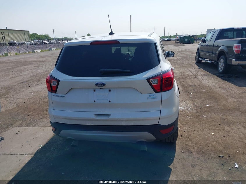 2019 FORD ESCAPE VIN: 1FMCU0GD6KUA40116