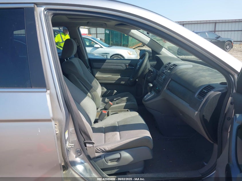 2008 HONDA CR-V VIN: JHLRE38578C004103
