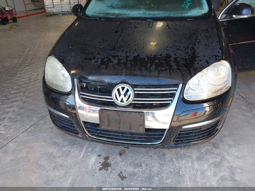 2008 Volkswagen Jetta Se/Sel VIN: 3VWRM71K08M115501 Lot: 42380706