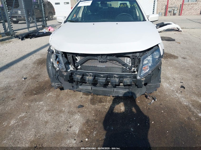 2012 FORD FUSION VIN: 3FADP0L38CR255511