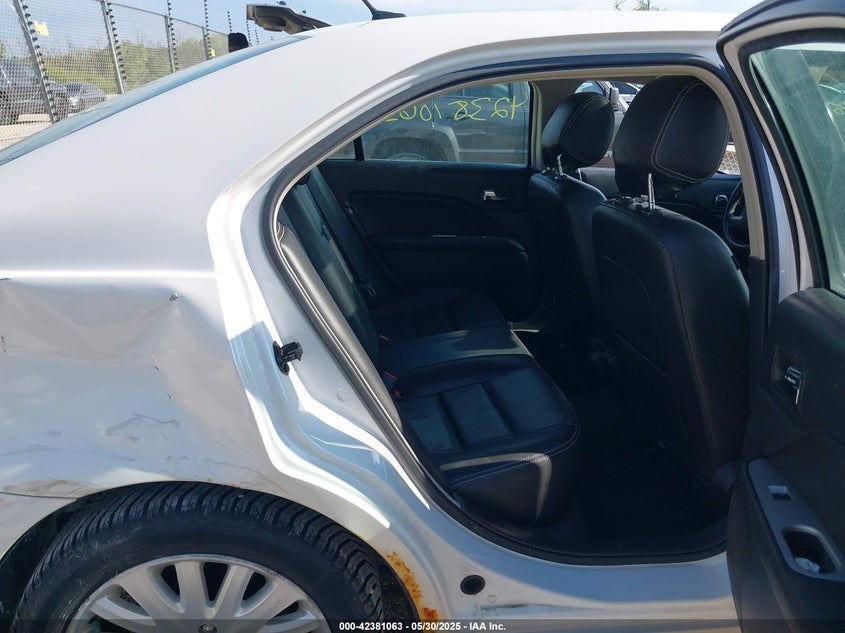 2012 FORD FUSION VIN: 3FADP0L38CR255511