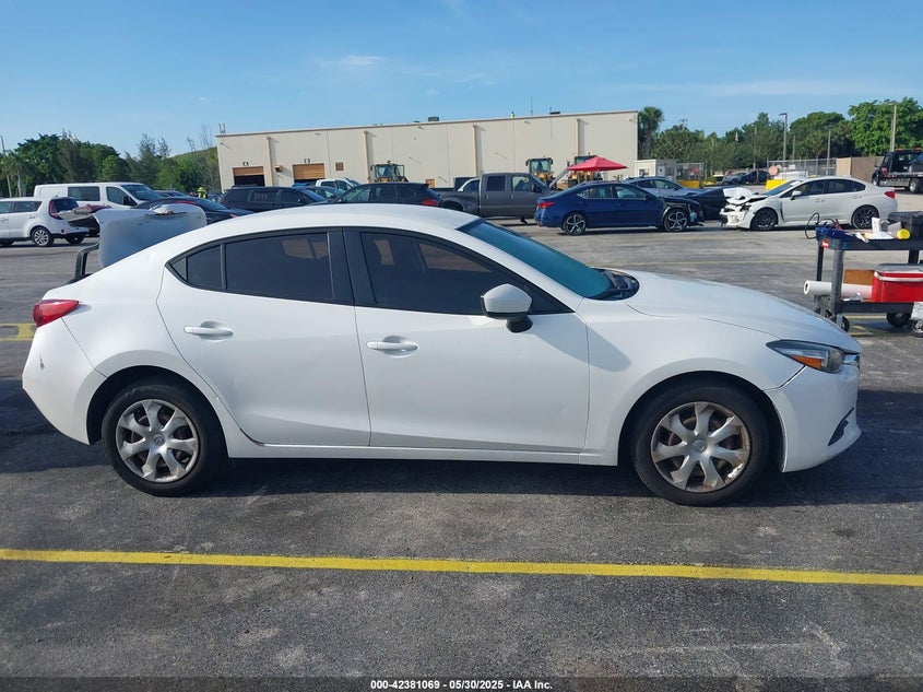 2018 Mazda 3 2.0 Sport White Lot 111042381069 Vin 3MZBN1U79JM226475