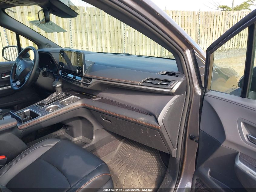 2021 Toyota Sienna - 5TDDSKFC7MS016370