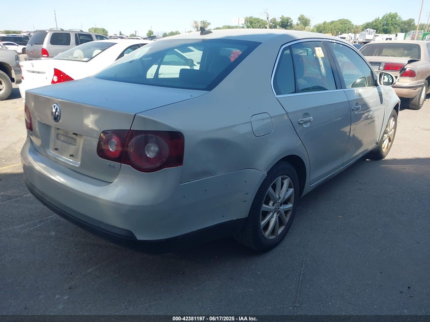 2010 VOLKSWAGEN JETTA VIN: 3VWRZ7AJ9AM115141