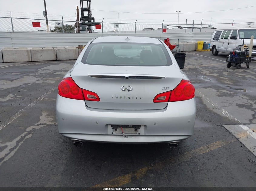 2013 INFINITI G37 JOURNEY - JN1CV6AP5DM305881