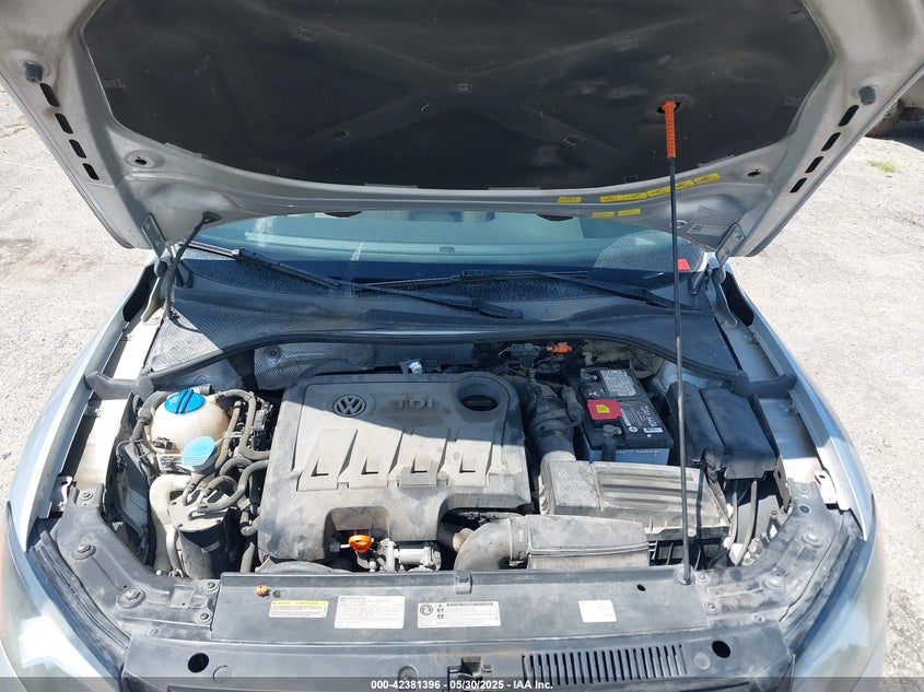 2013 VOLKSWAGEN PASSAT VIN: 1VWBN7A3XDC072918