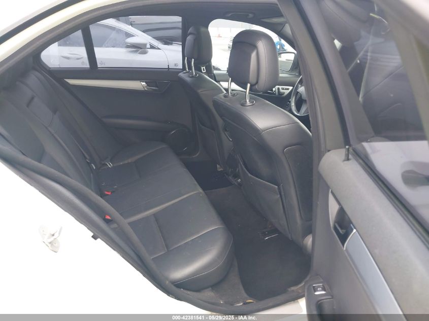 2009 Mercedes-Benz C 300 Luxury/Sport VIN: WDDGF54X09F200832 Lot: 42381541