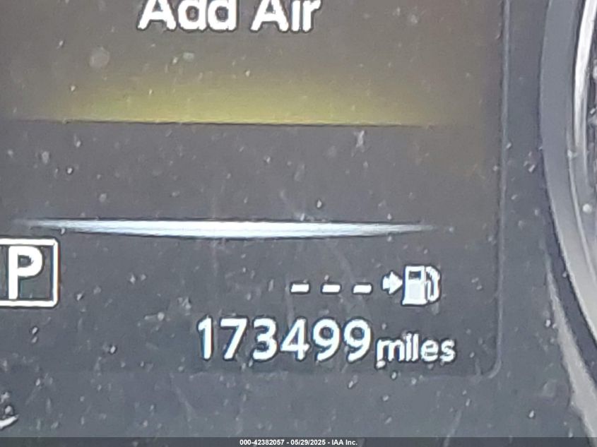 2017 Nissan Rogue S/Sl/Sv VIN: JN8AT2MVOHW003667 Lot: 42382057