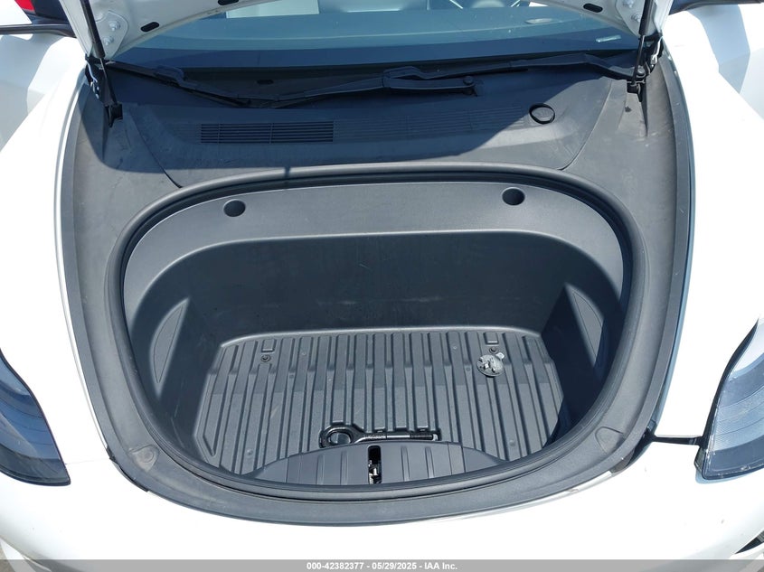 2021 Tesla Model 3 Long Range Dual Motor All-Wheel Drive VIN: 5YJ3E1EB4MF876155 Lot: 42382377