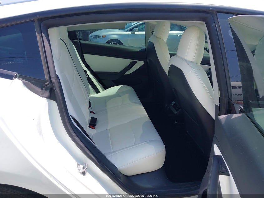 2021 Tesla Model 3 Long Range Dual Motor All-Wheel Drive VIN: 5YJ3E1EB4MF876155 Lot: 42382377