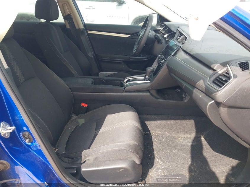 2018 HONDA CIVIC VIN: 19XFC2F70JE006195