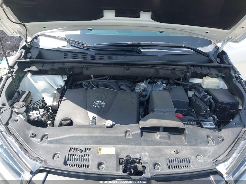 2017 TOYOTA HIGHLANDER LIMITED - 5TDYZRFH4HS230188