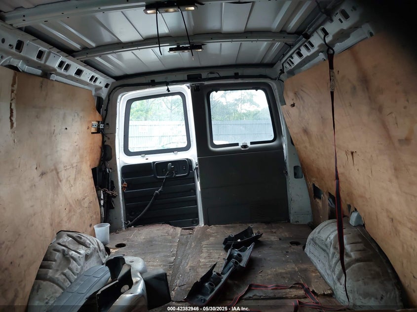 2017 GMC Savana 2500 Work Van VIN: 1GTW7AFF3H1909170 Lot: 42382946