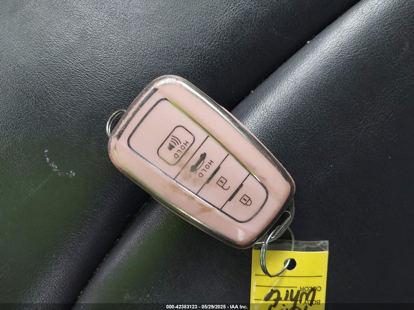 2019 TOYOTA RAV4 XLE PREMIUM - JTMC1RFV3KD003343