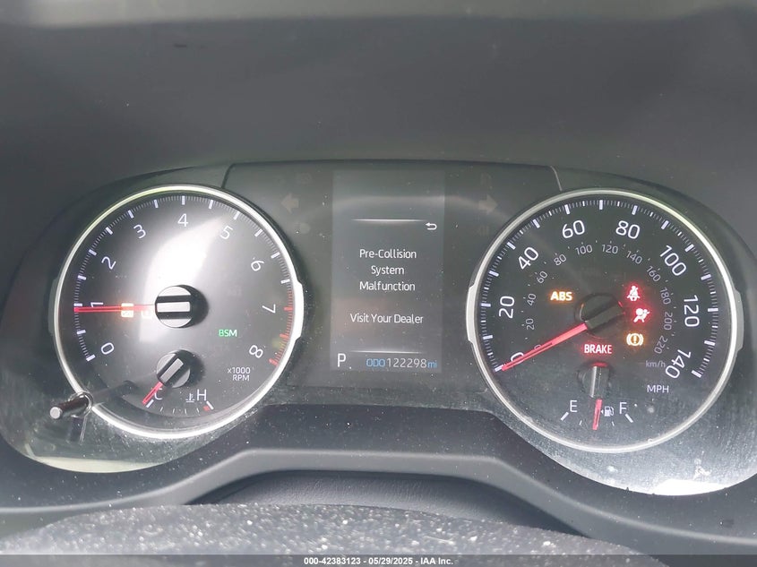 2019 TOYOTA RAV4 XLE PREMIUM - JTMC1RFV3KD003343