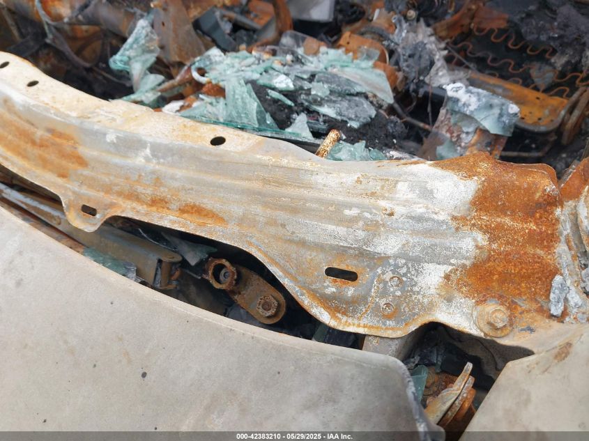 2004 Honda Cr-V Lx VIN: SHSRD68404U208661 Lot: 42383210