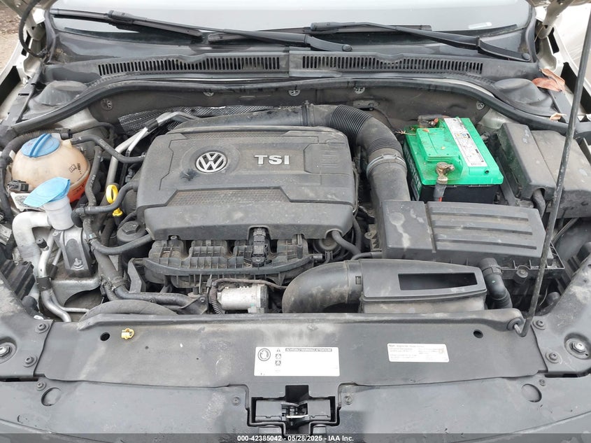 2014 VOLKSWAGEN JETTA VIN: 3VWD17AJ0EM247843