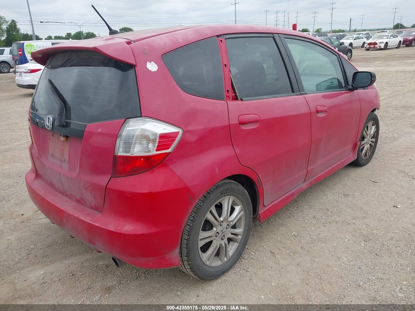 2009 HONDA FIT VIN: JHMGE88609S016304