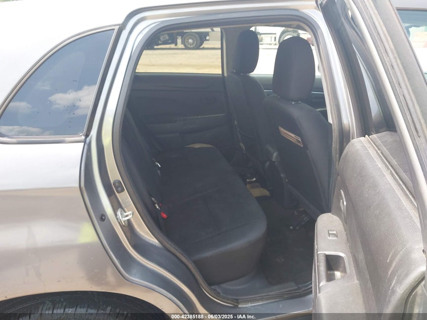 2015 MITSUBISHI OUTLANDER SPORT ES - 4A4AP3AUXFE058267