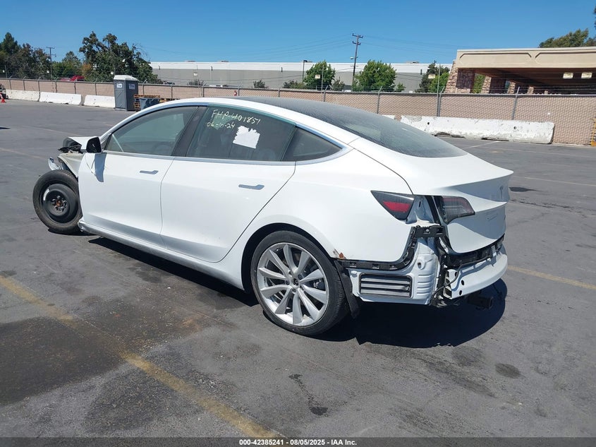 Vin: 5yj3e1eb2kf192024, lot: 42877583, tesla model 3 long range/performance 20193