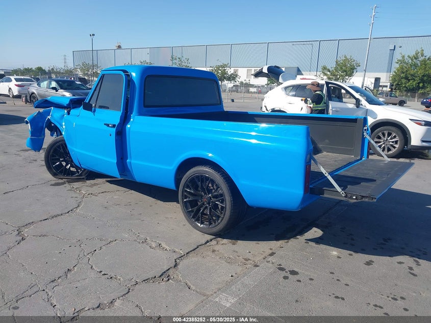1972 CHEVROLET C10 auction photo 3