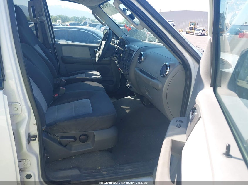 1FMPU16506LA58012 2006 FORD EXPEDITION photo no. 5