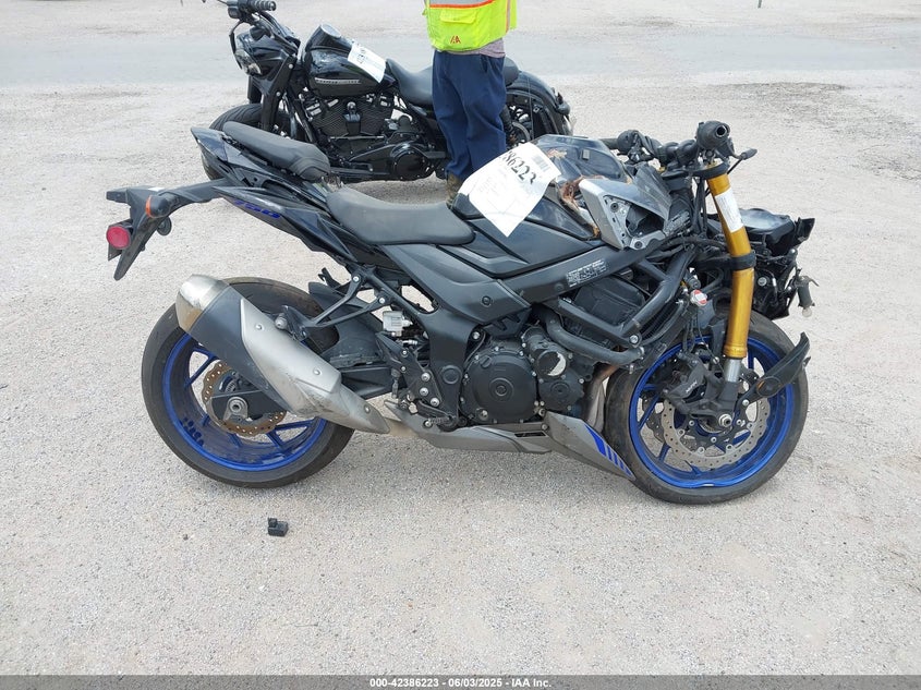 2023 SUZUKI GSX-S750 M/Z - JS1C533D2P7100482