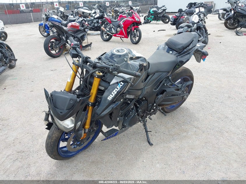 2023 SUZUKI GSX-S750 M/Z - JS1C533D2P7100482