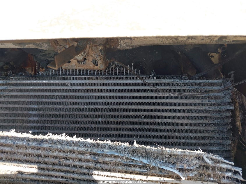 2002 Ford Excursion Limited VIN: 1FMSU43F12EB34389 Lot: 42386353