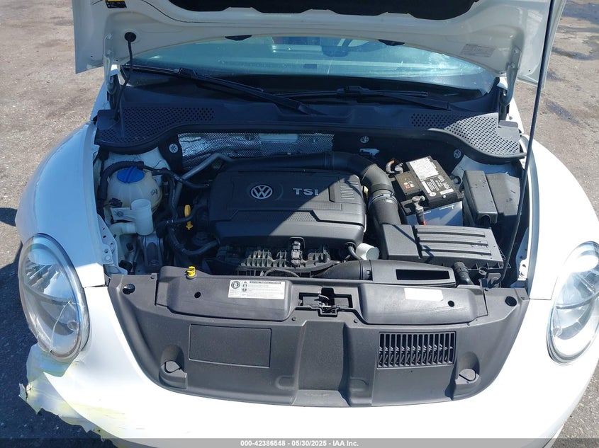 2015 VOLKSWAGEN BEETLE VIN: 3VWF17AT0FM655321