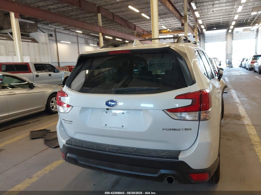 2021 SUBARU FORESTER LIMITED - JF2SKAUC8MH515348