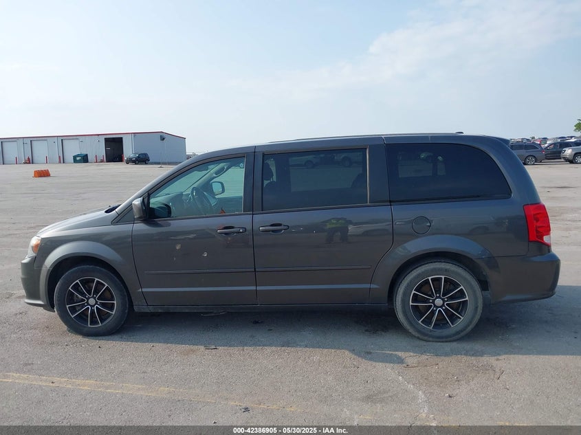 2016 DODGE GRAND CARAVAN SXT - 2C4RDGCG0GR335546