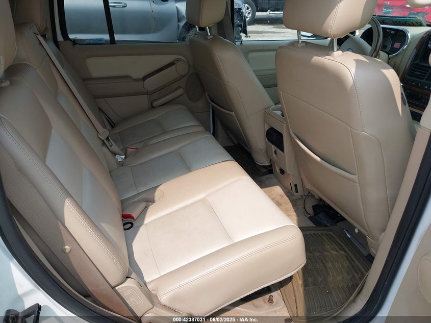 2006 FORD EXPLORER VIN: 1FMEU74E16UB33744