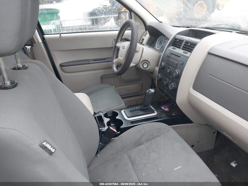 2010 FORD ESCAPE VIN: 1FMCU0C72AKC68835