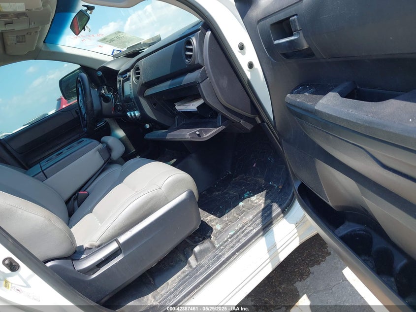 2016 TOYOTA TUNDRA SR 4.6L V8 - 5TFRM5F13GX104380