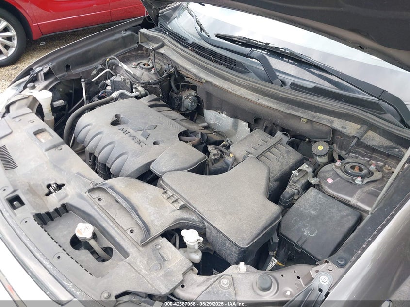2018 MITSUBISHI OUTLANDER VIN: JA4AD3A34JZ065816