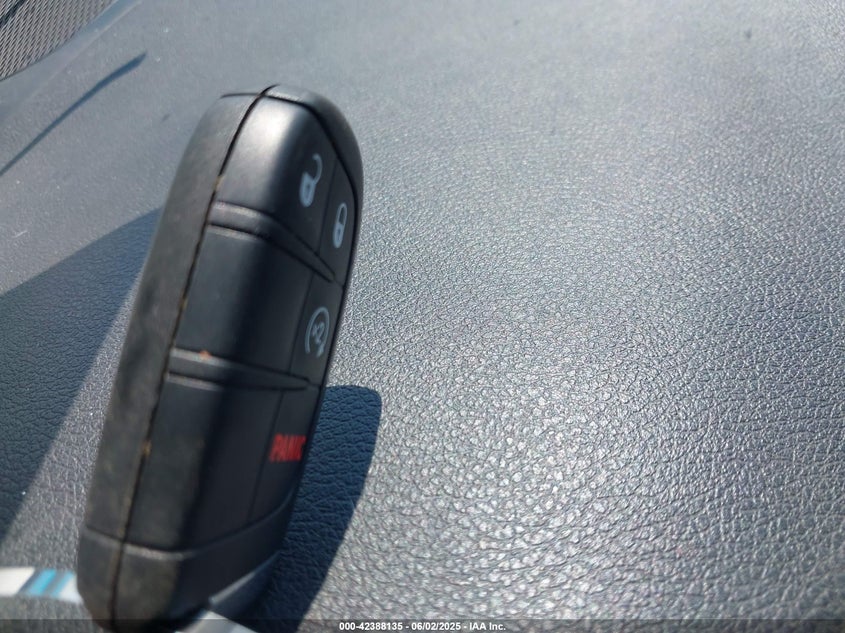 2017 JEEP RENEGADE LATITUDE 4X4 - ZACCJBBB1HPG39305