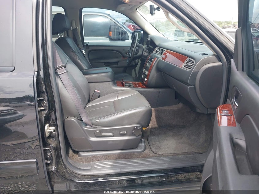 2014 CHEVROLET TAHOE LS - 1GNSCAE05ER128680