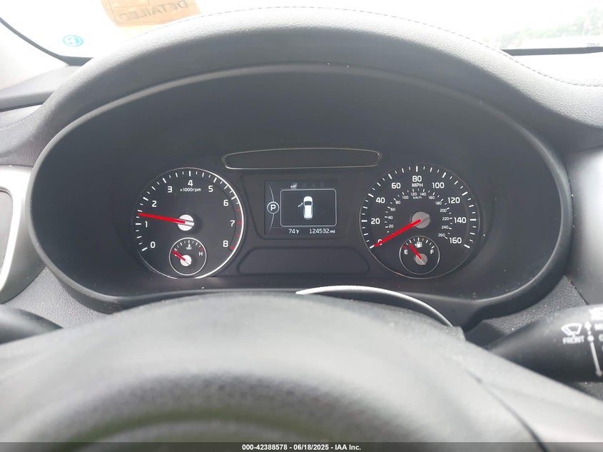 2016 KIA SORENTO VIN: 5XYPGDA54GG137961