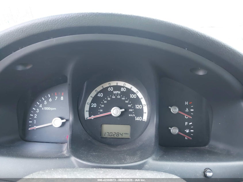 2007 KIA SPORTAGE VIN: KNDJF723277303270